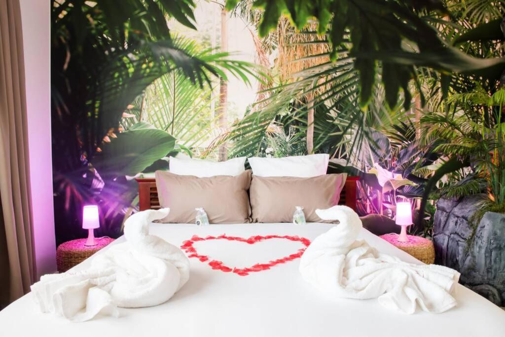 SECRET SUITE Jungle - Jacuzzi privatif - Gare RER C - Proche Paris Brétigny-sur-Orge Exterior foto